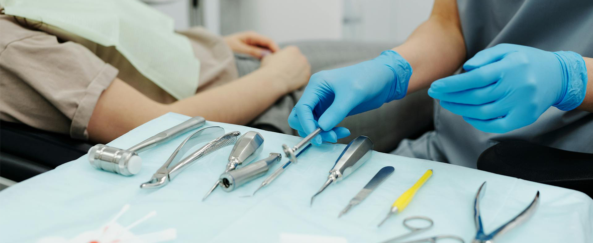 Tipos de instrumentos cirúrgicos inovadores para precisão e cuidados