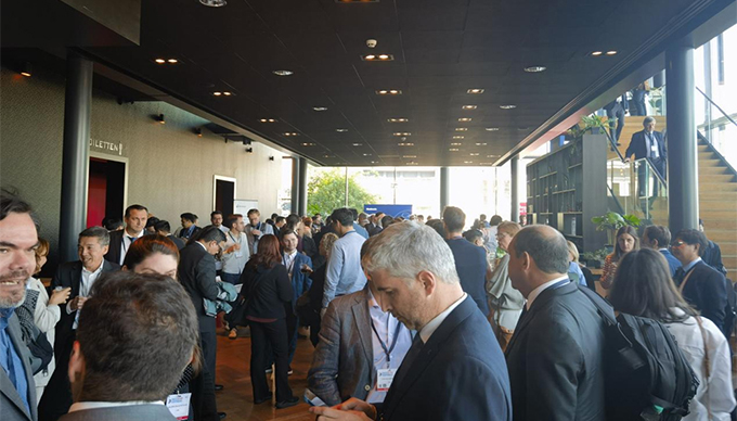 Como obter redução significativa no sangramento intraoperatório e na recorrência do tumor pós-operatório ao mesmo tempo?