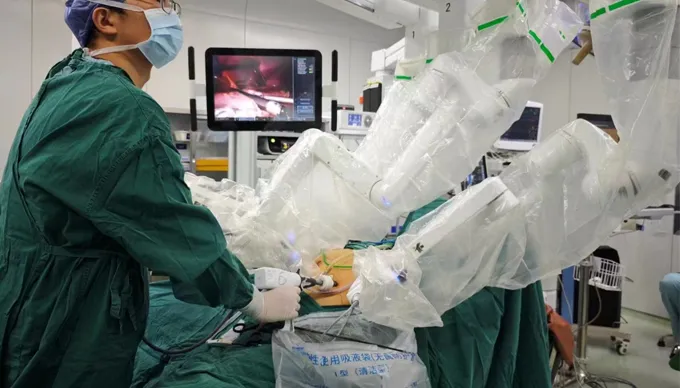 DAVINCI & CAK Grampeadores em Demos Laparoscópicos GI e Cirurgia Bariátrica